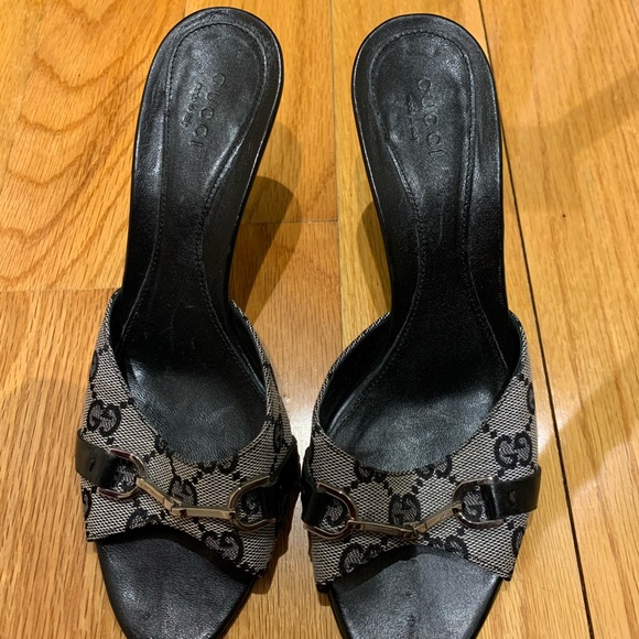 Shoes - Picture 2 of 6